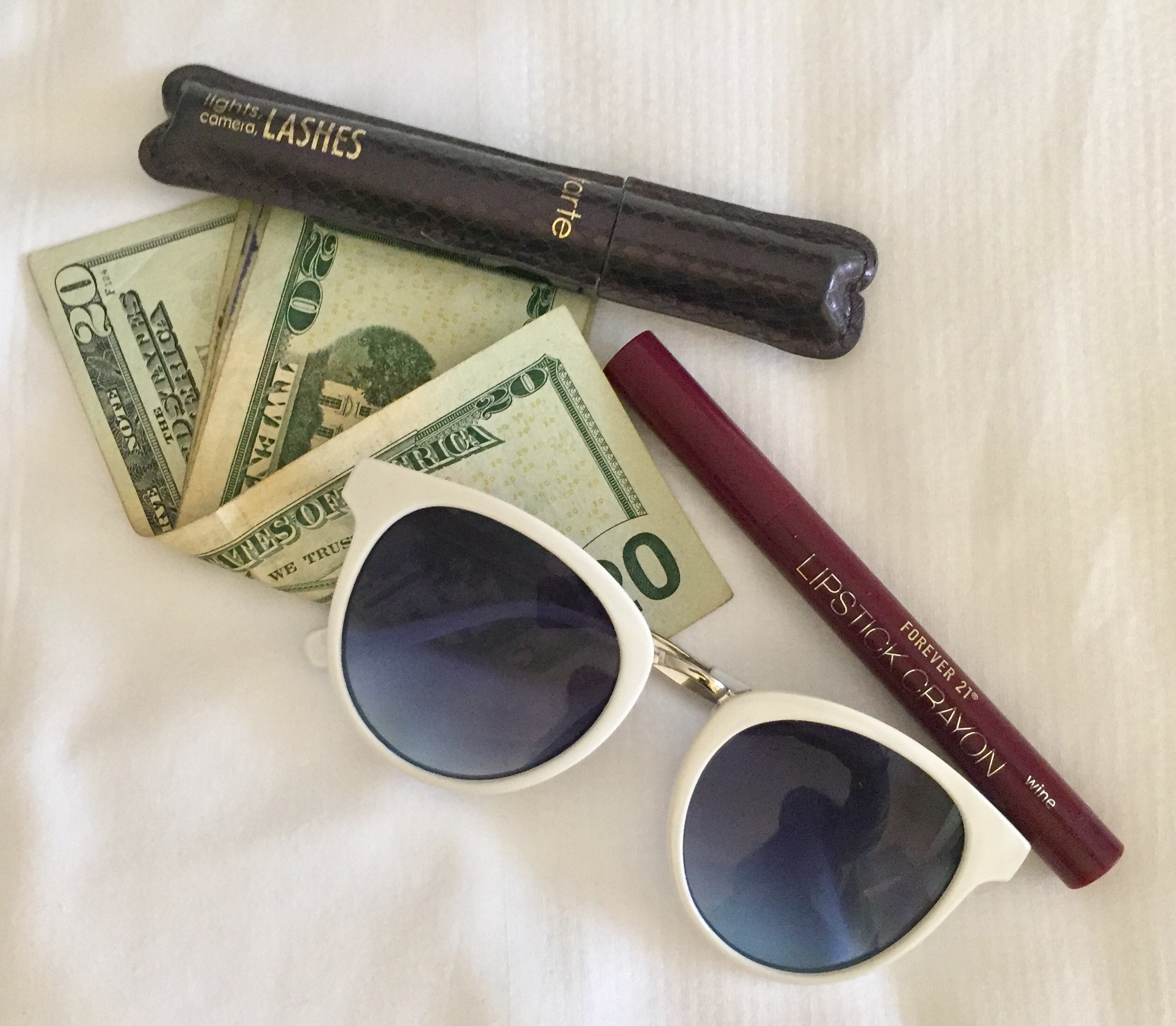 What’s In My Carry On?