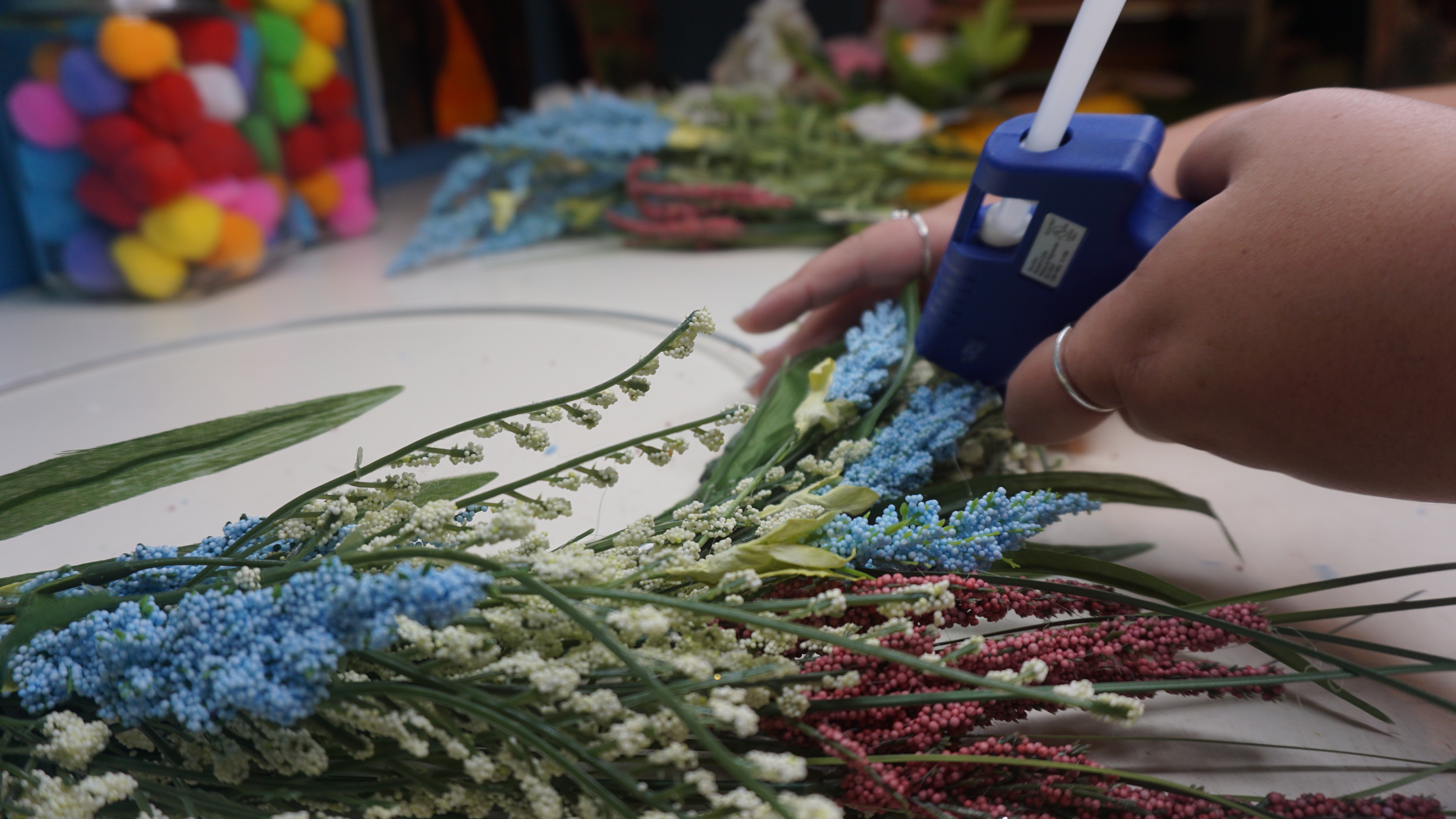 Summer Floral DIY Wreath | Easy & Quick Customizable Wreath Idea!