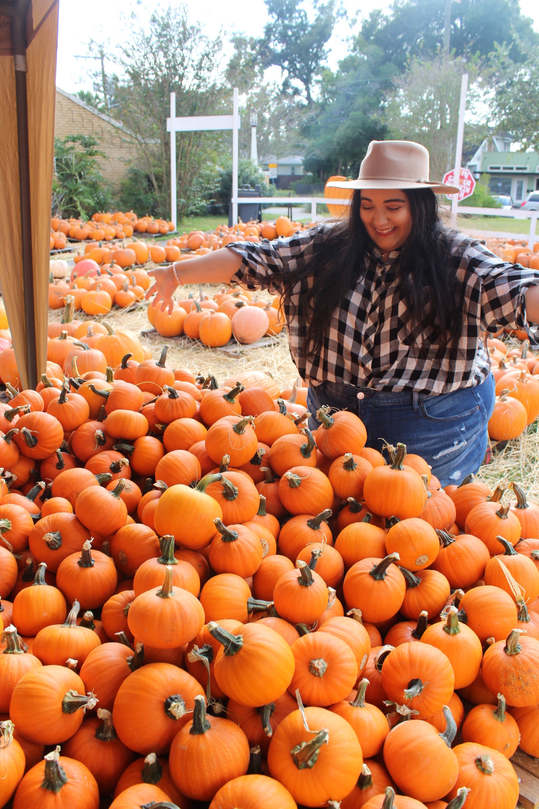 The Cutest OOTD In The Pumpkin Patch | A Florida Fall OOTD
