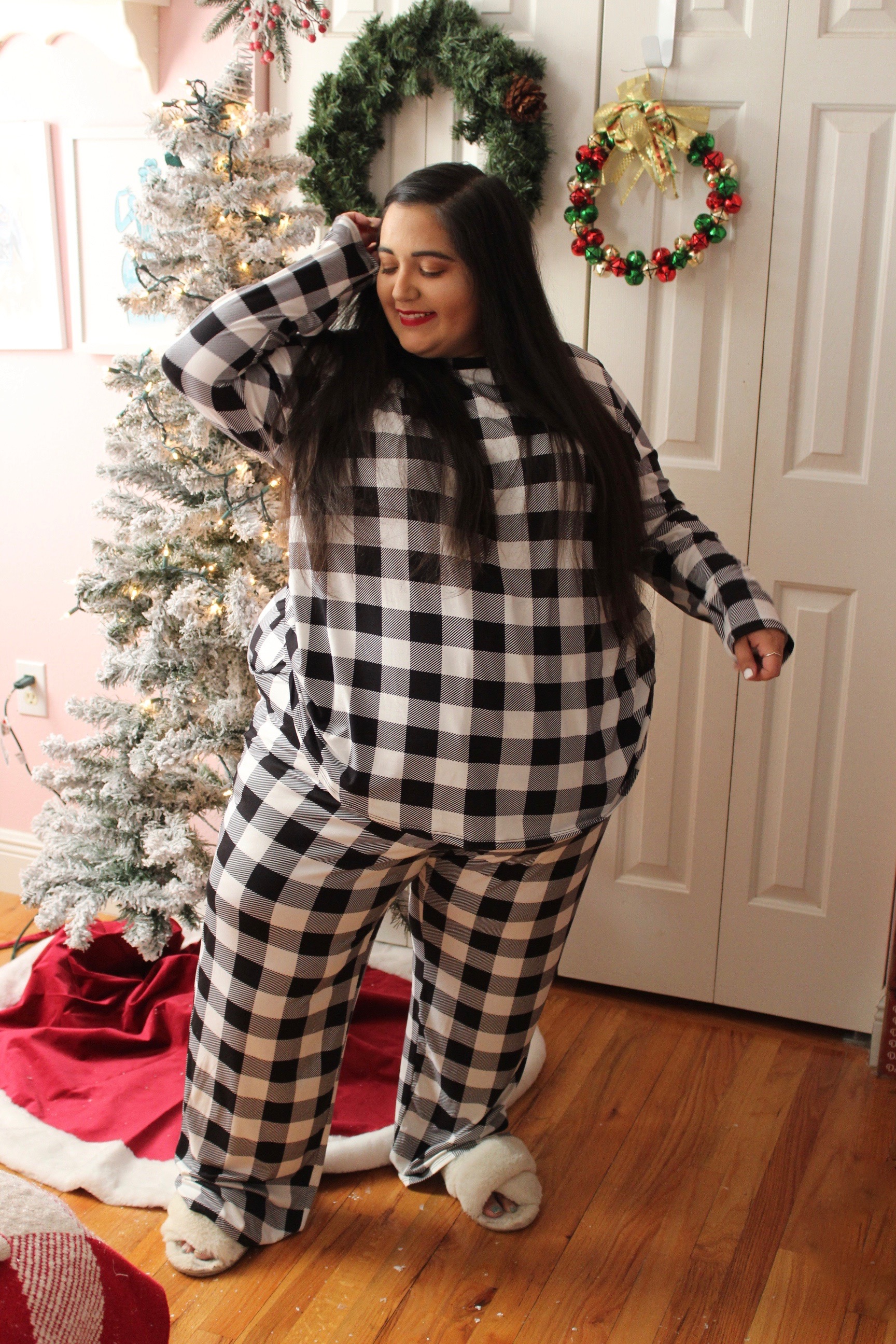A Cozy Fashionista Christmas | Sets You Want For The Christmas Season