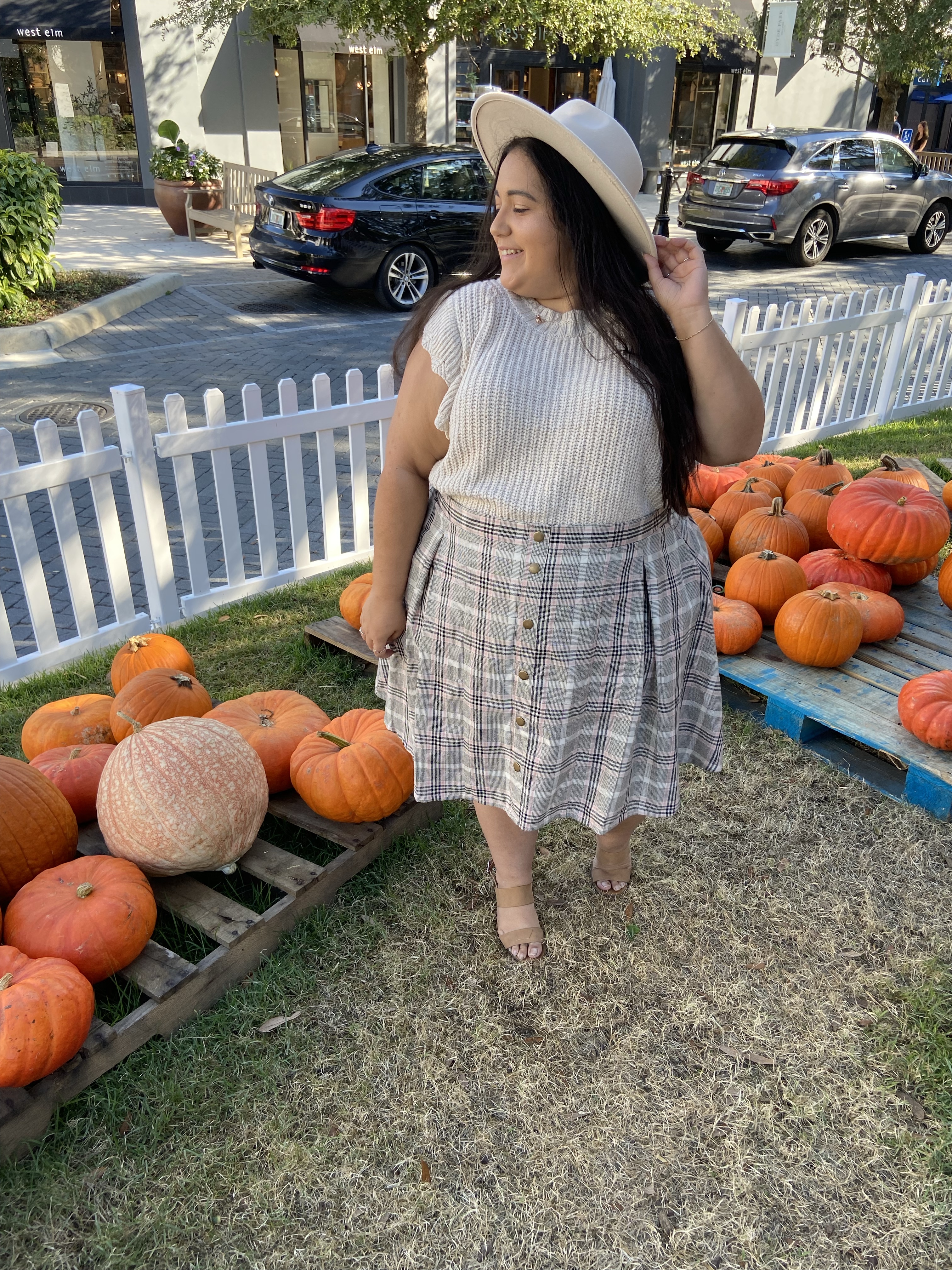 Brunch & Pumpkin Patch Day | Saturday OOTD